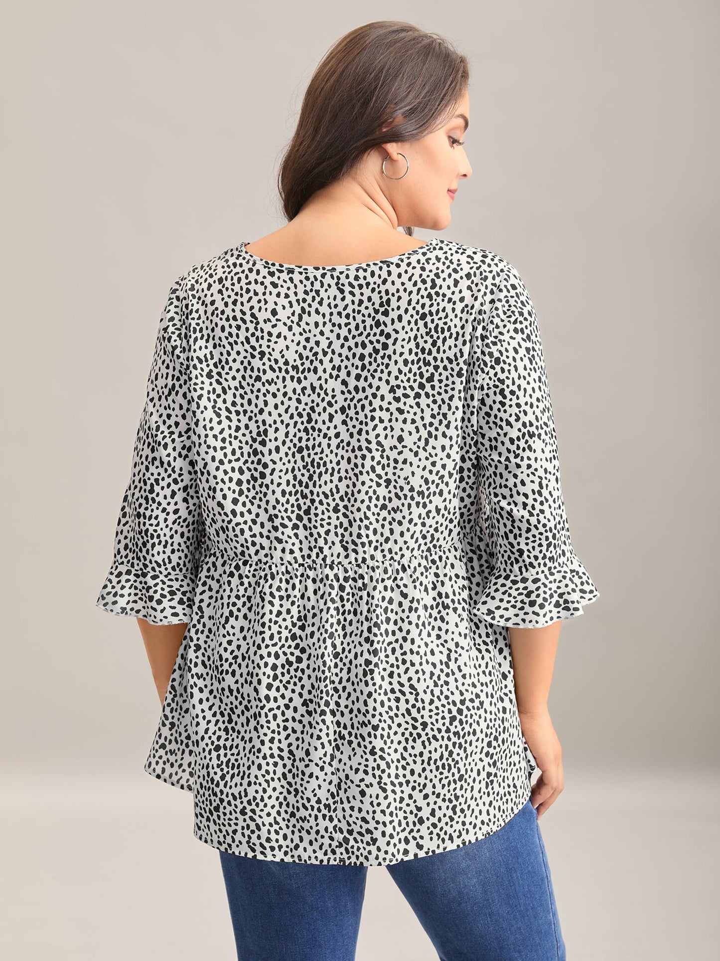 Leopard Print Ruffled Detail V-Neck Blouse