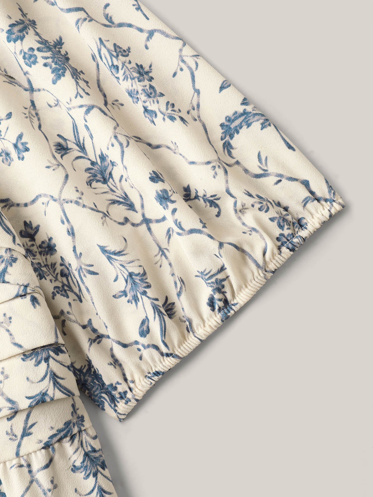 Floral Pleated Bodice Puffy Sleeve Blouse