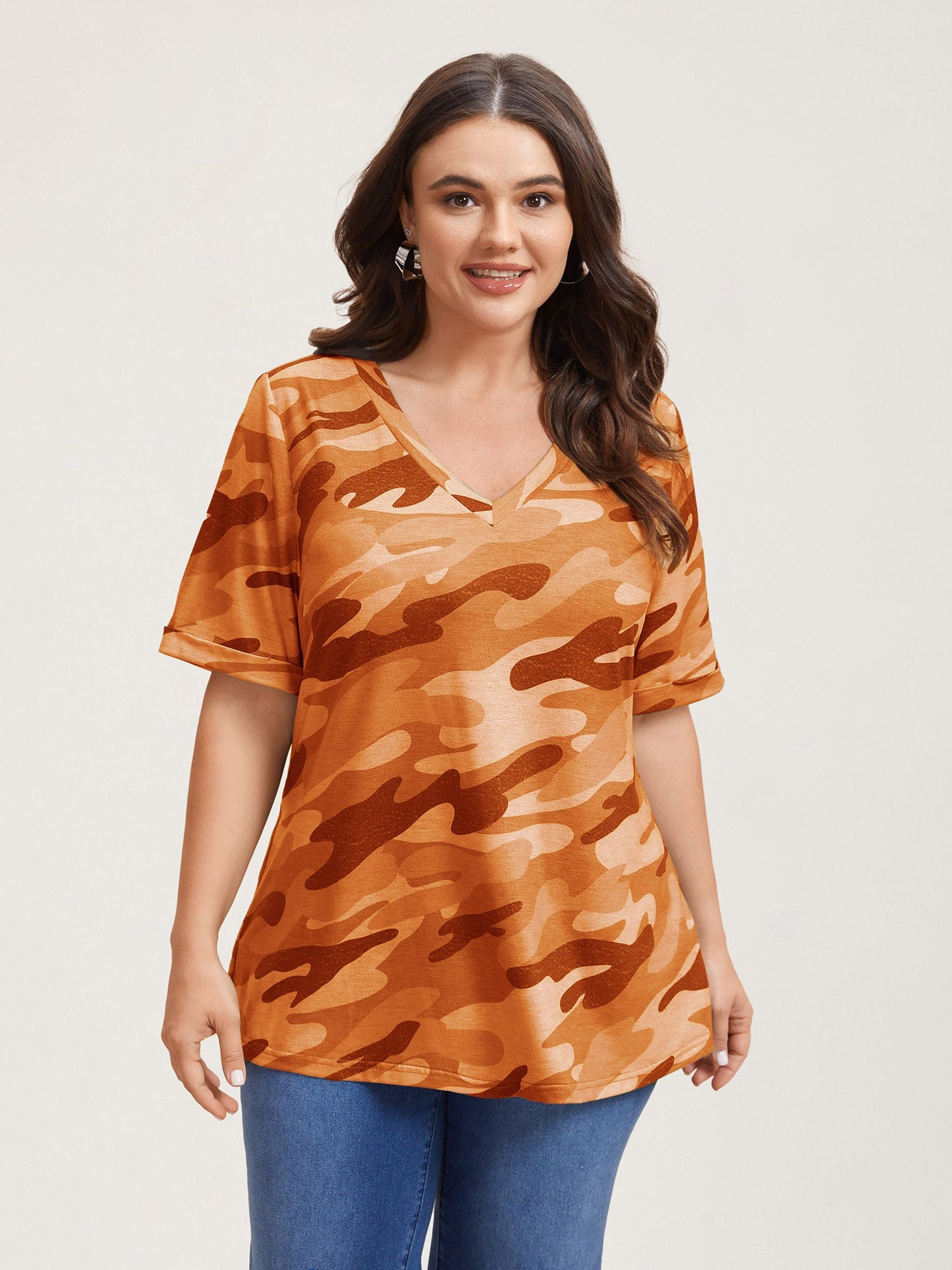 Camouflage Print V-Neck Curvy T-Shirt