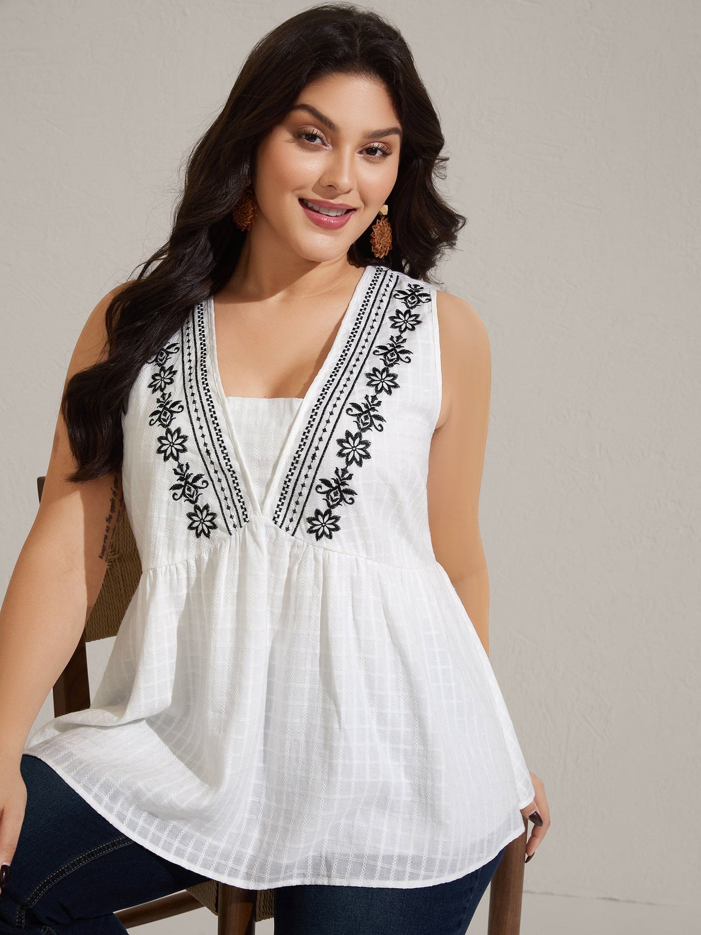 Pure Cotton Jacquard Embroidered Tank Top