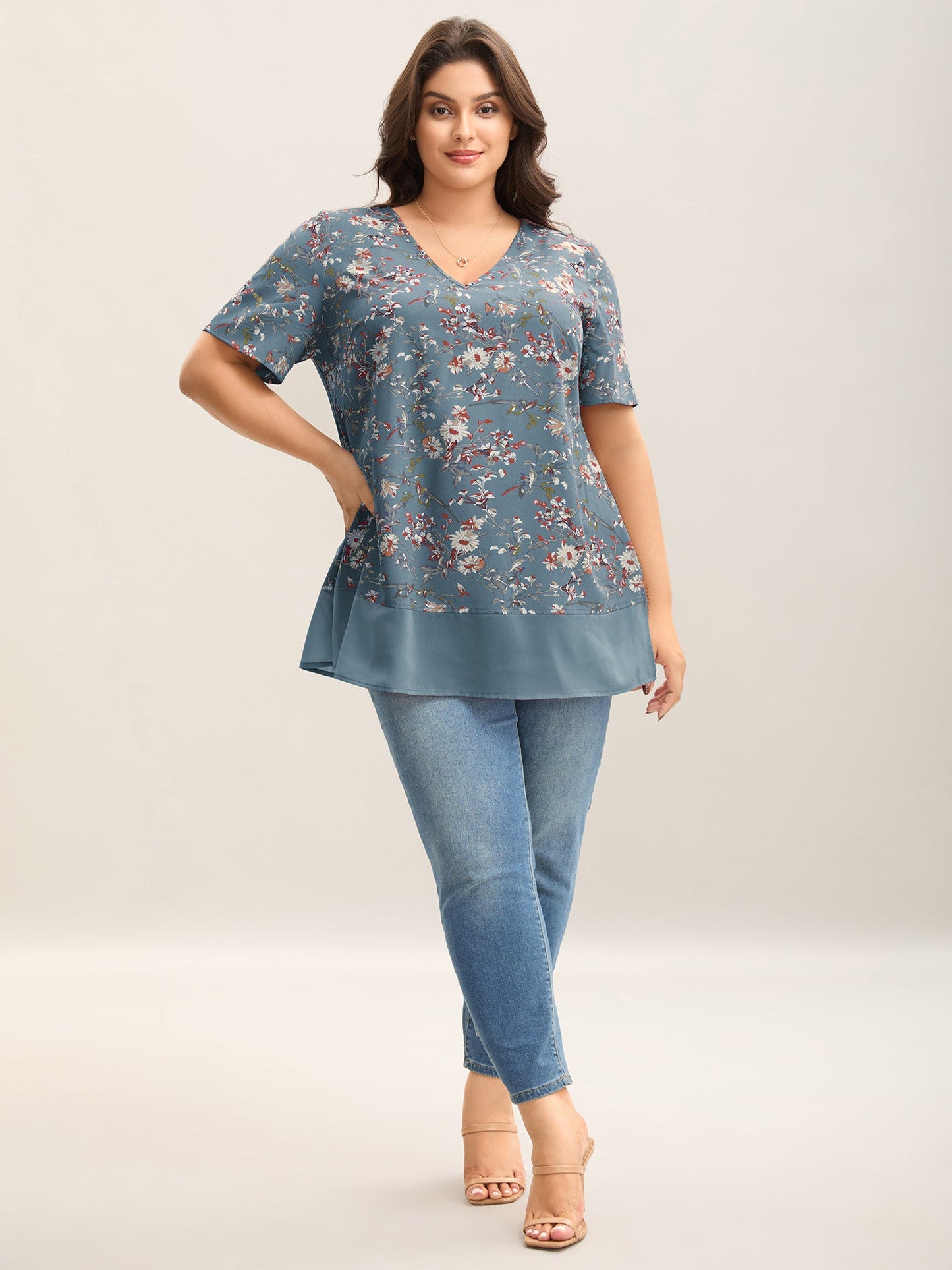 Garden Print Spliced V-Neck Blouse
