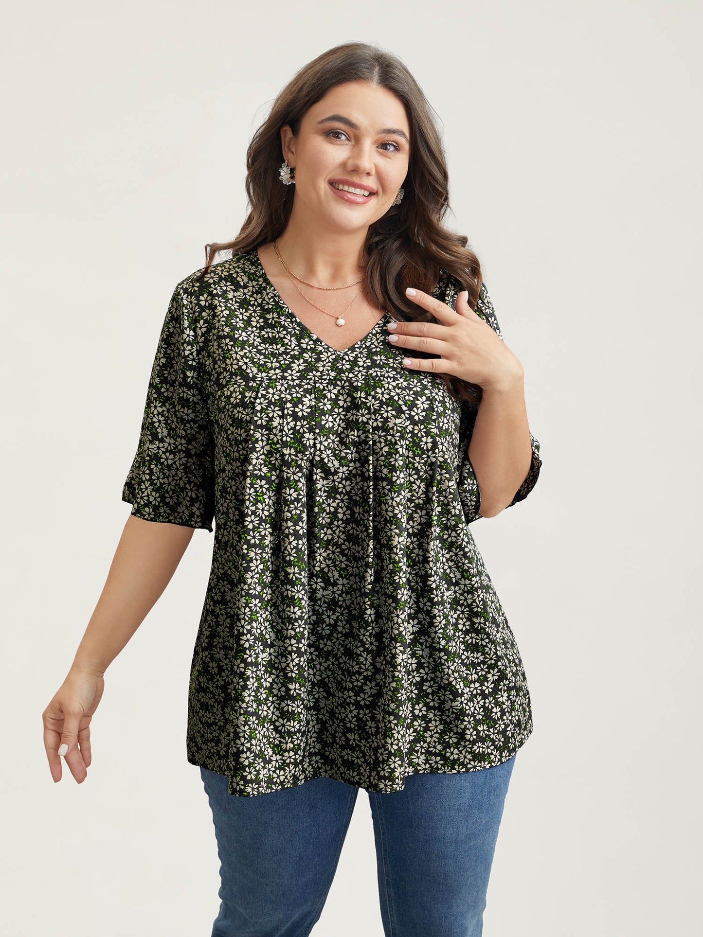 Ditsy Floral Pleated Flared Sleeve Shirt