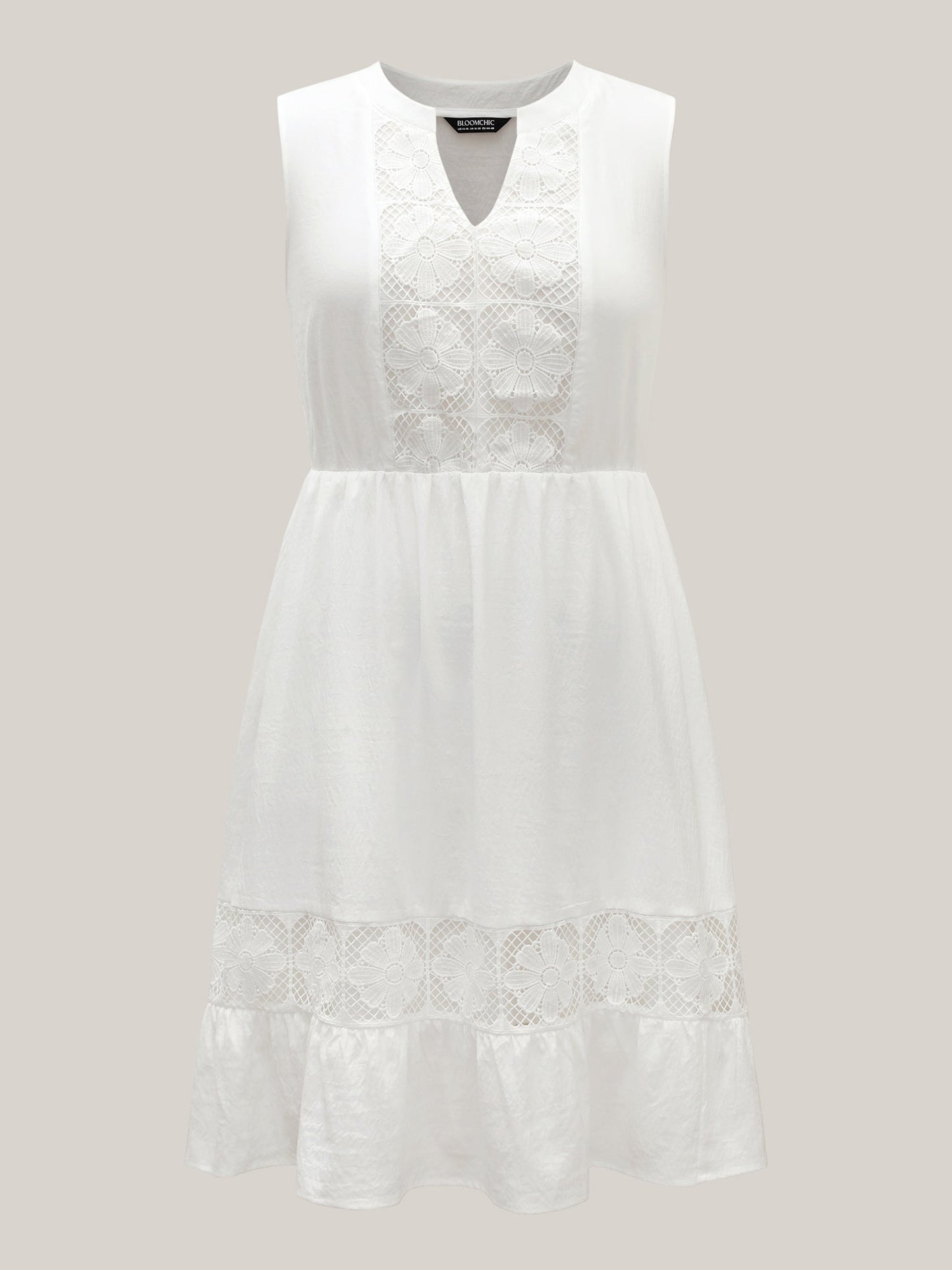 Floral Textured Solid Tiered Hem Midi Dress