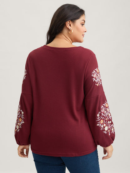 Waffle Knit Floral Embroidered Lantern Sleeve T-shirt