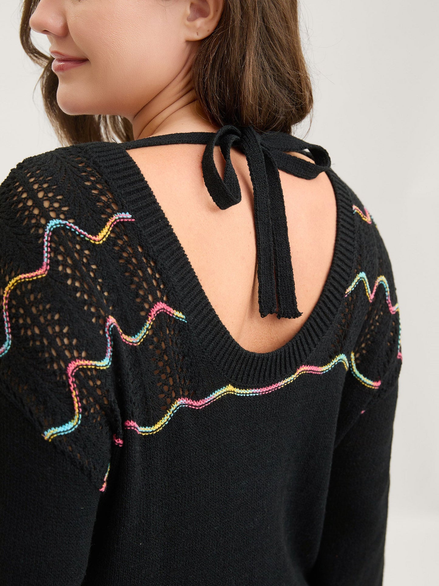 Ripple Textured Sheer Neck Backless Pullover