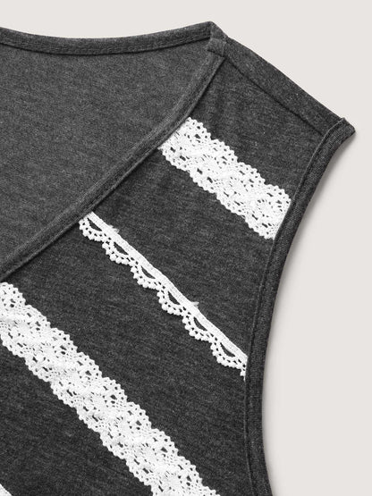 Lace Trim V-Neck Tank Top