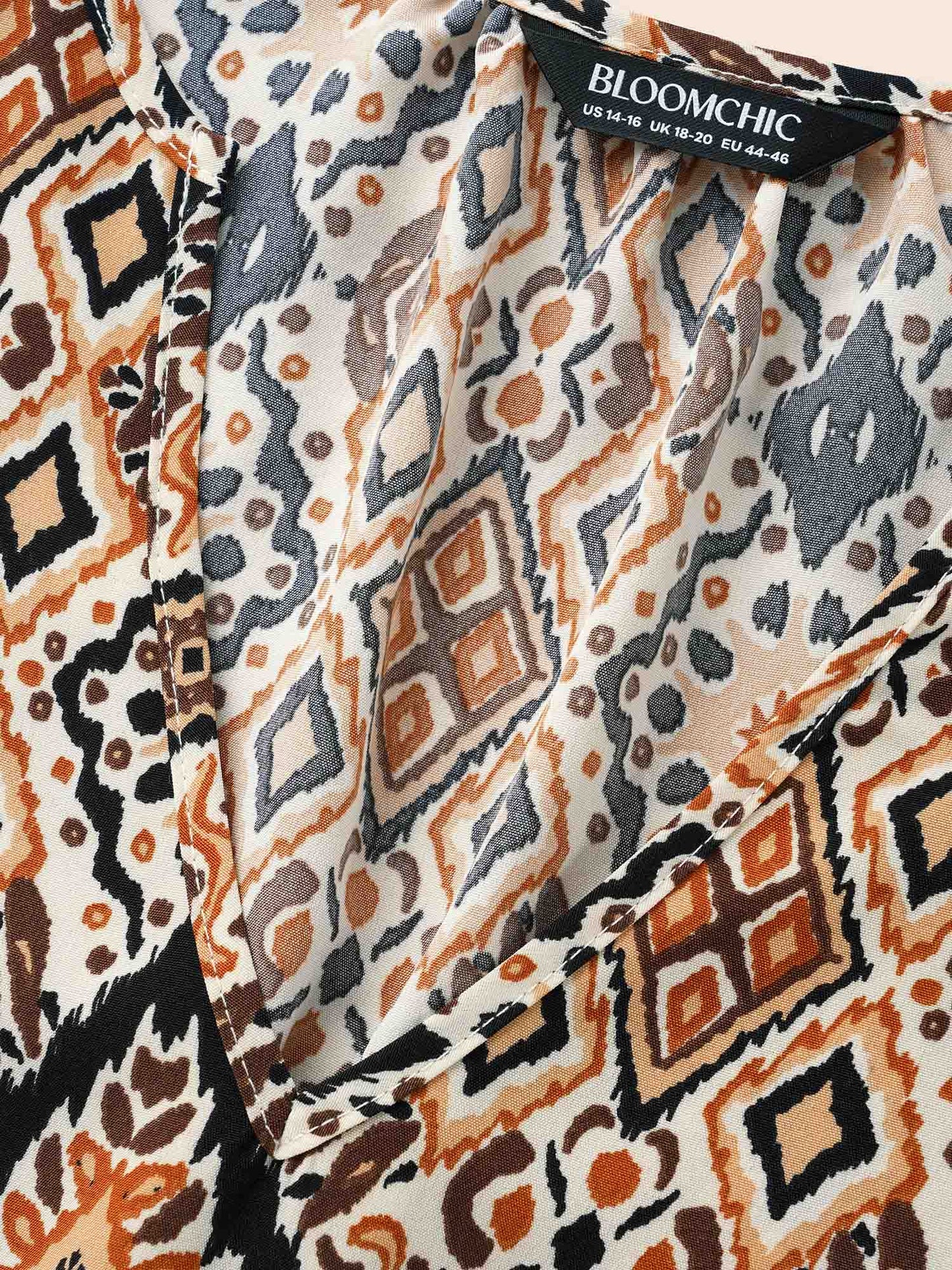 Bandana Geometric Pleated Lantern Sleeve Blouse