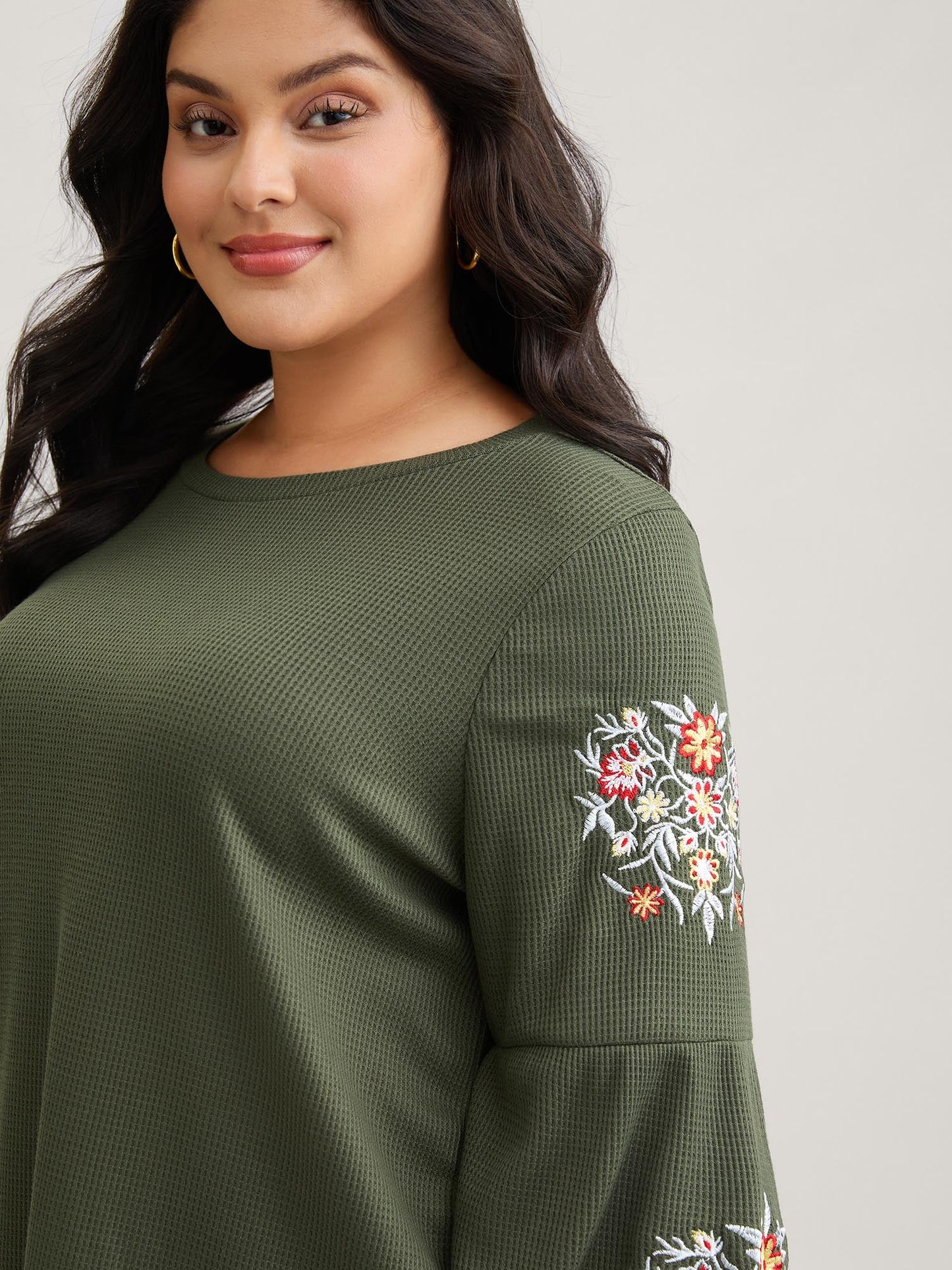 Waffle Knit Floral Embroidered Lantern Sleeve T-shirt