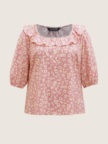 Daisy Patterned Ruffled Collar Blouse