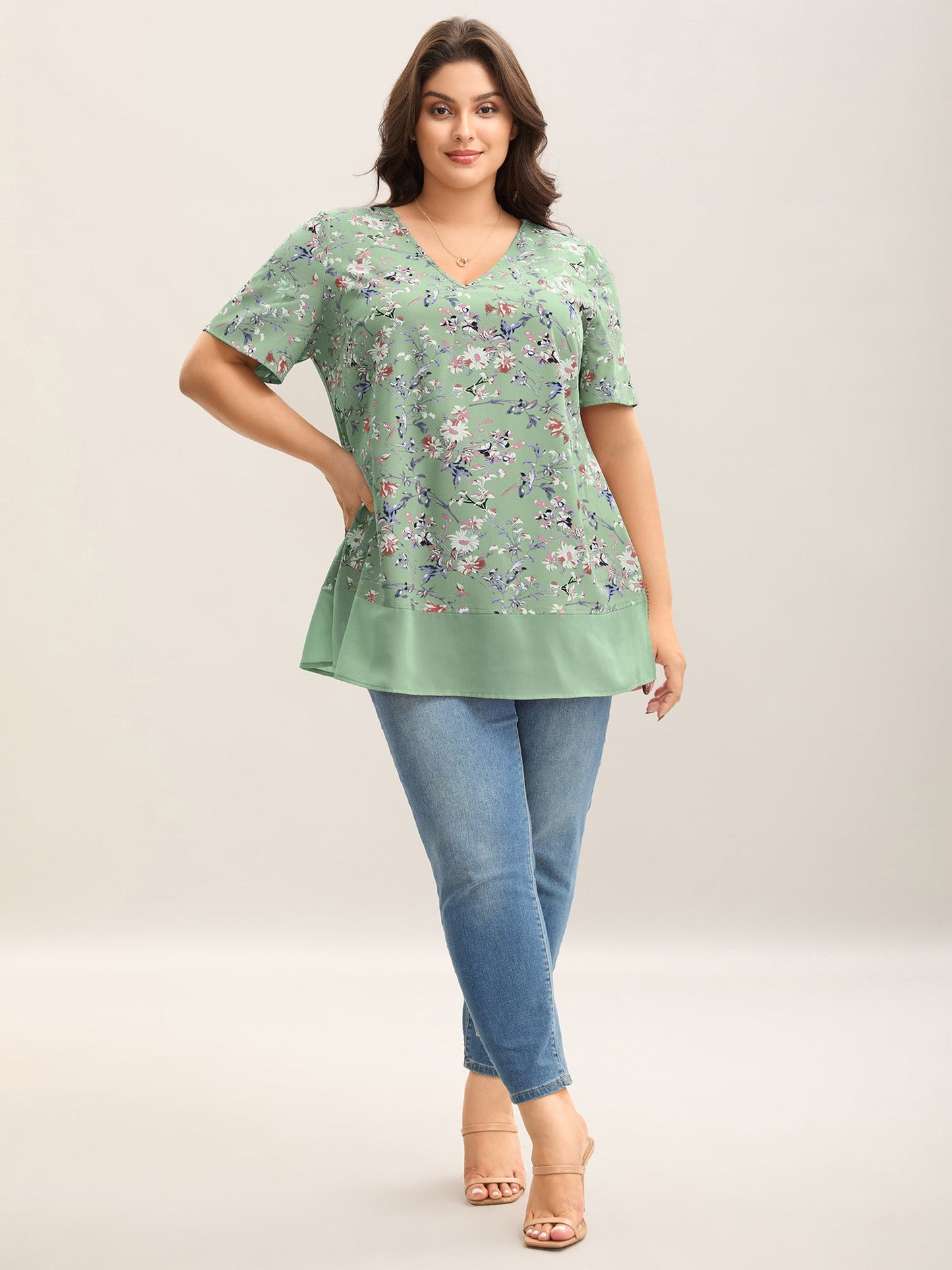 Garden Print Spliced V-Neck Blouse