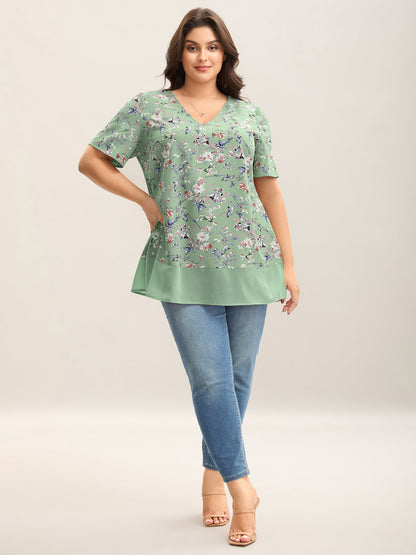 Garden Print Spliced V-Neck Blouse