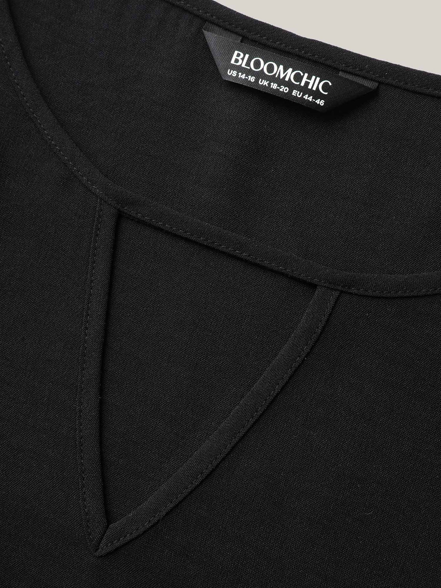 Color Contrast Petal Sleeve Shirt