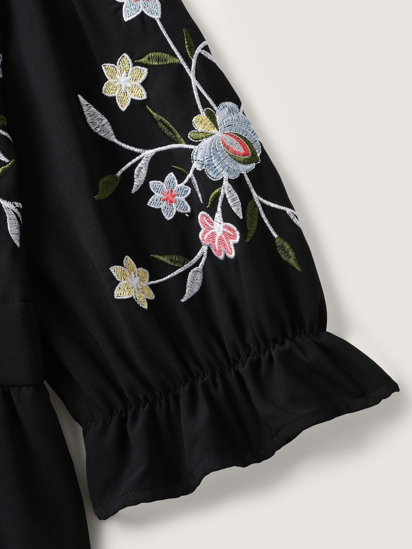 Floral Embroidered V-Neck Pockets Knee Dress