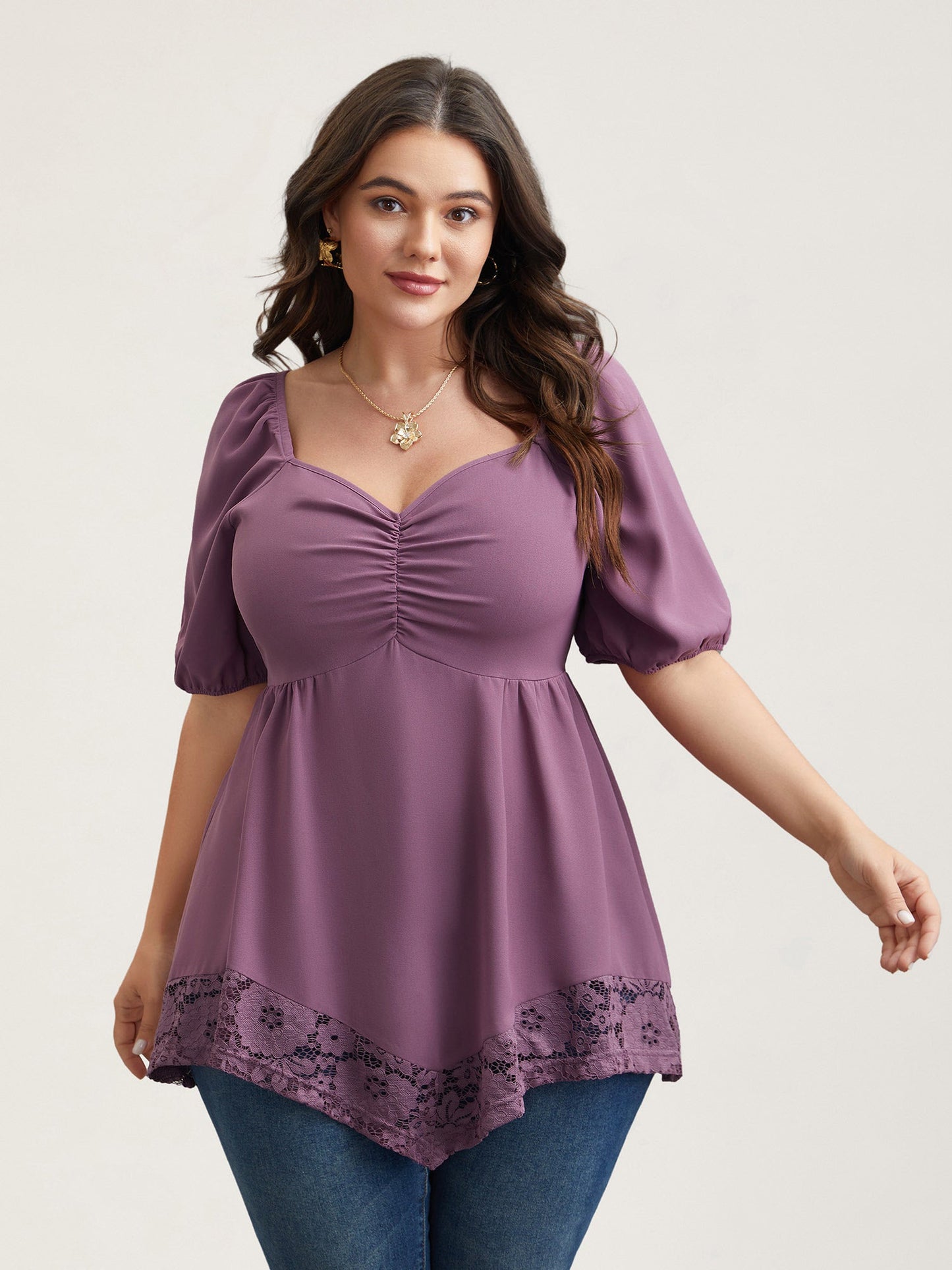 Sweetheart Neck Lace High-Low Hem Shirt