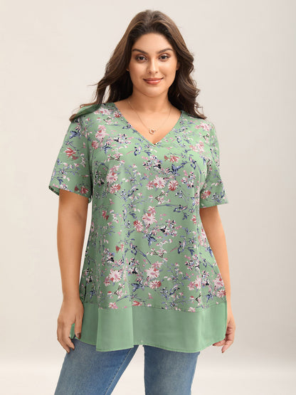 Garden Print Spliced V-Neck Blouse