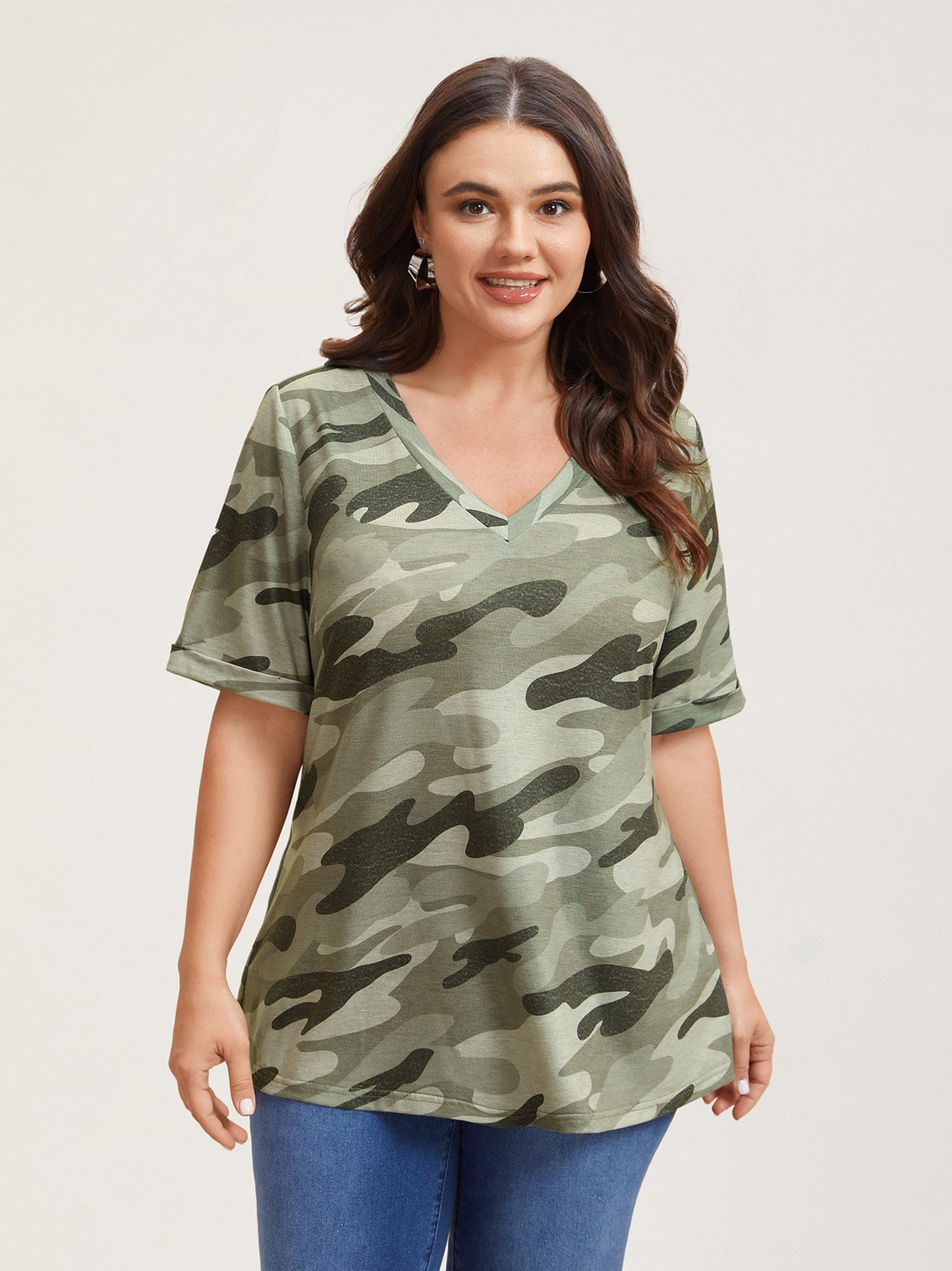 Camouflage Print V-Neck Curvy T-Shirt