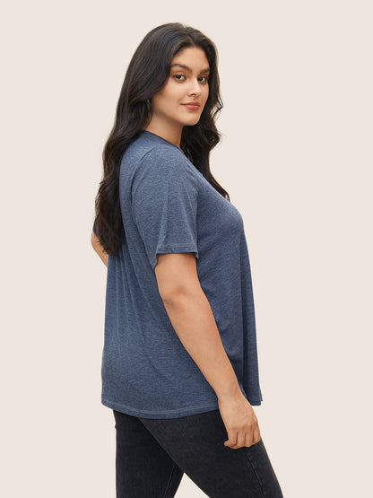 Solid Crisscross Neck Contrast Stitch T-shirt