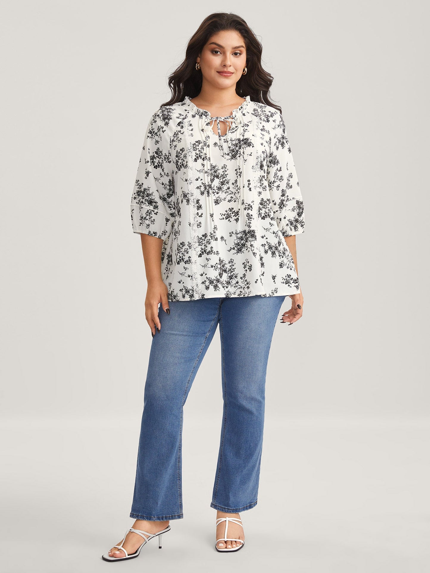 Floral Print Plicated Detail Blouse