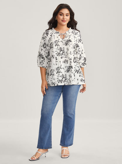 Floral Print Plicated Detail Blouse