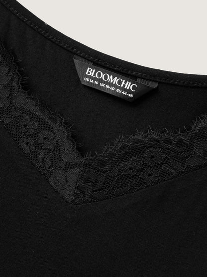 Bold High-Slit Lace Cami Sleep Dress