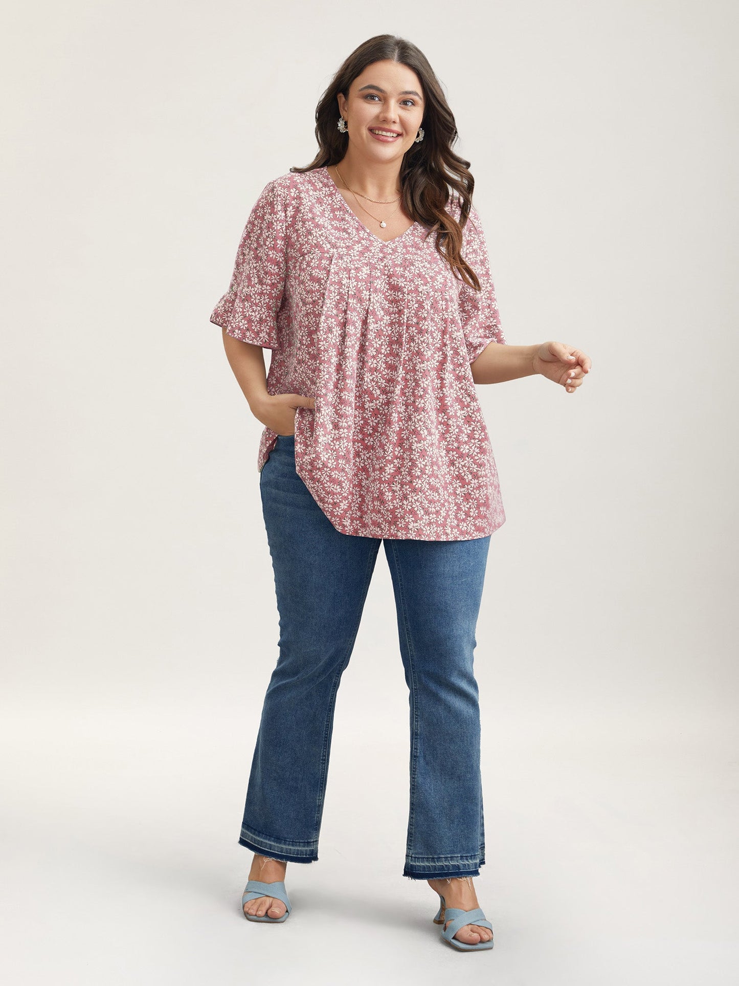 Ditsy Floral Pleated Flared Sleeve Shirt