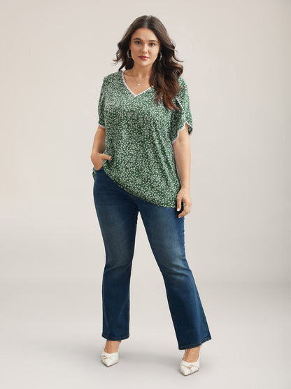 Petal Sleeve Floral Lace Spliced Shirt