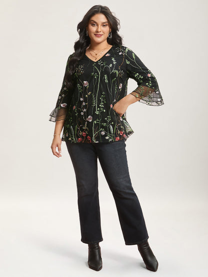 Embroidered Mesh Lotus Leaf Sleeve Blouse