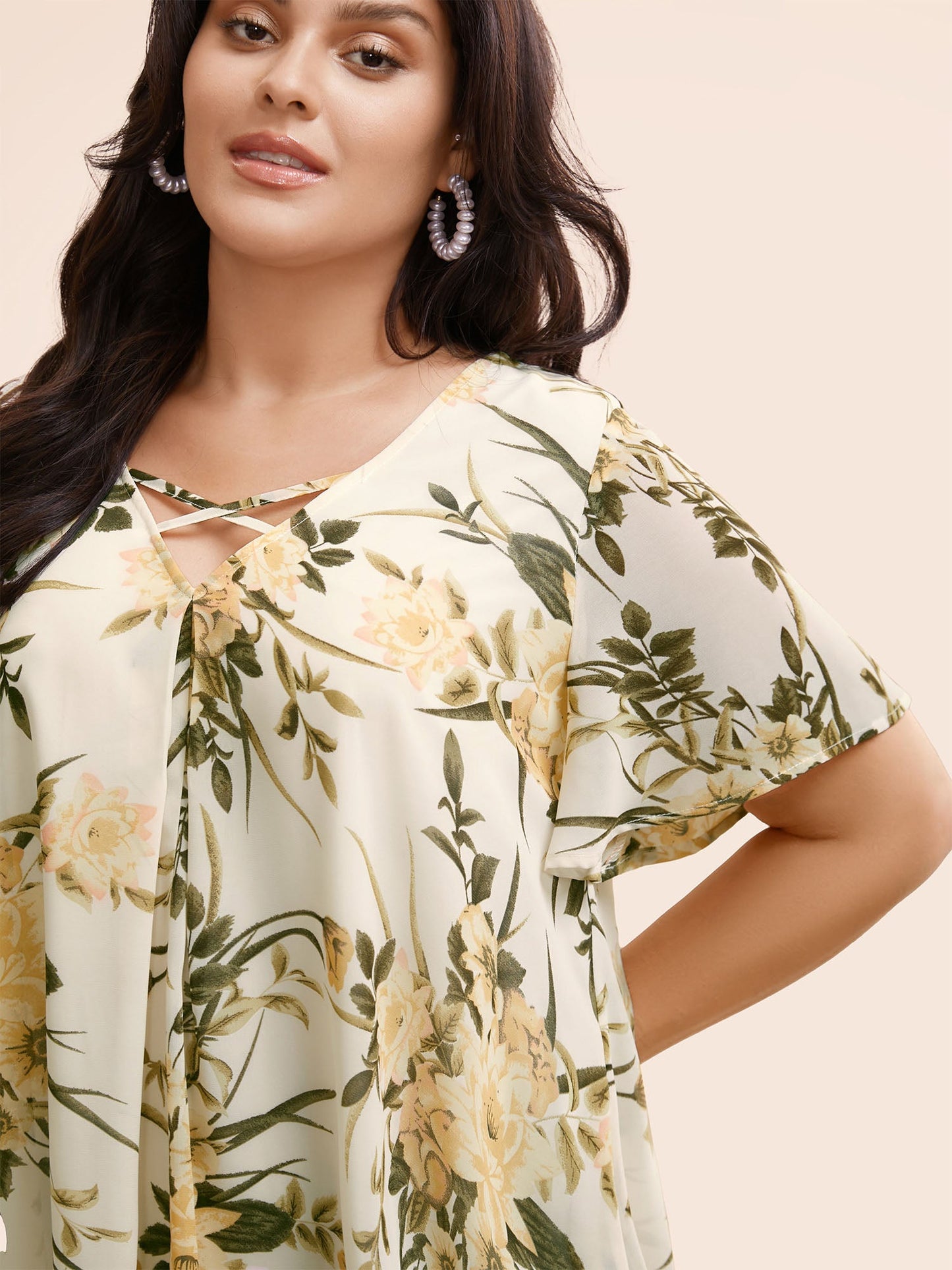 Chiffon Floral Crisscross Hanky Hem Blouse