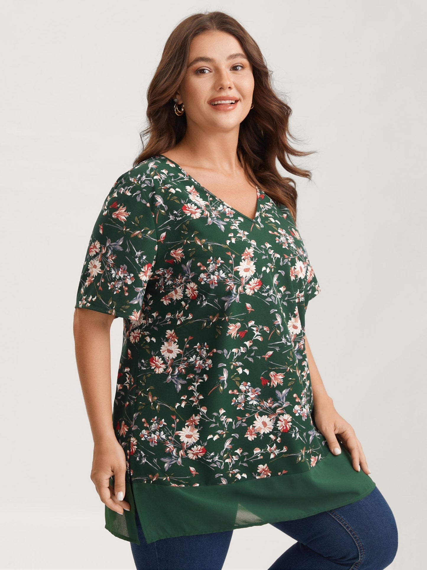 Garden Print Spliced V-Neck Blouse