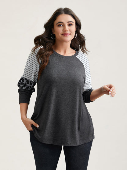 Mixed Leopard Print Raglan Sleeve T-Shirt