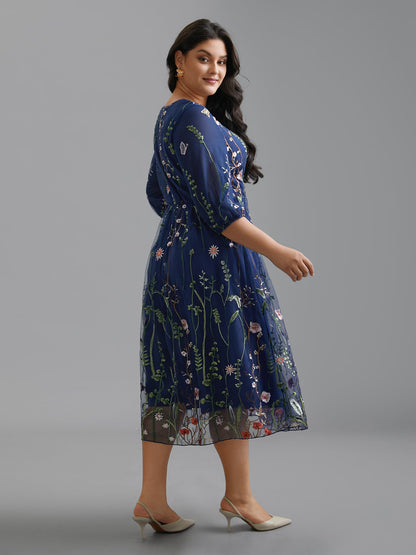 Floral Embroidered Elastic Waist Lined Midi Dress