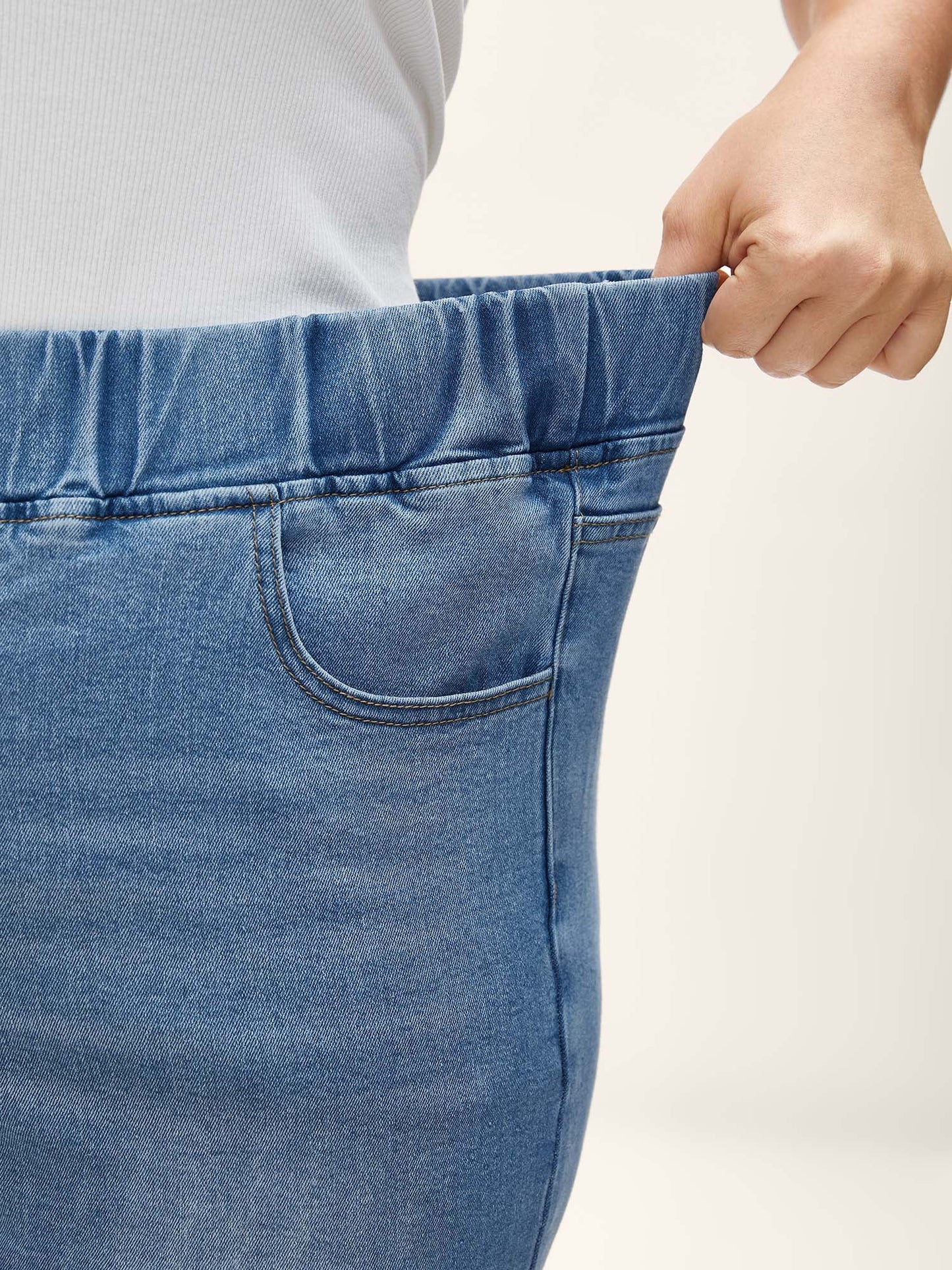 Pull-On Stretchy Waist Denim Shorts