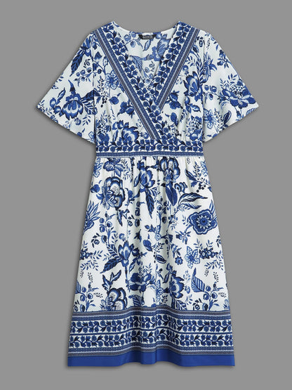 Floral Print Wrap-Neck Pocket Midi Dress