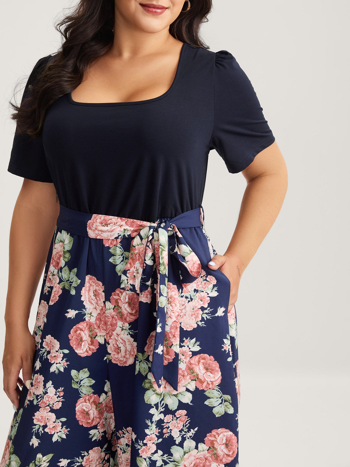 Color Contrast Belted Panel Pockets Jumpsuit