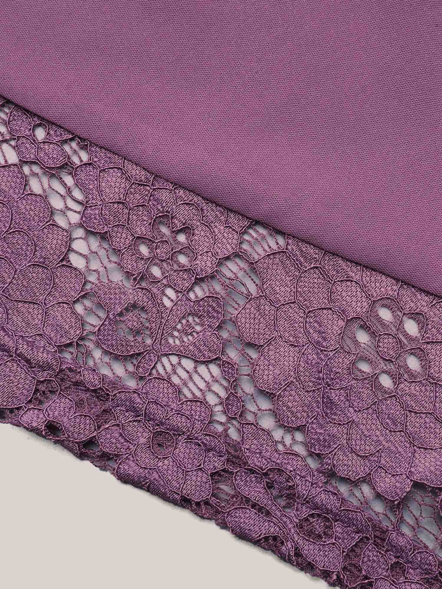 Sweetheart Neck Lace High-Low Hem Shirt