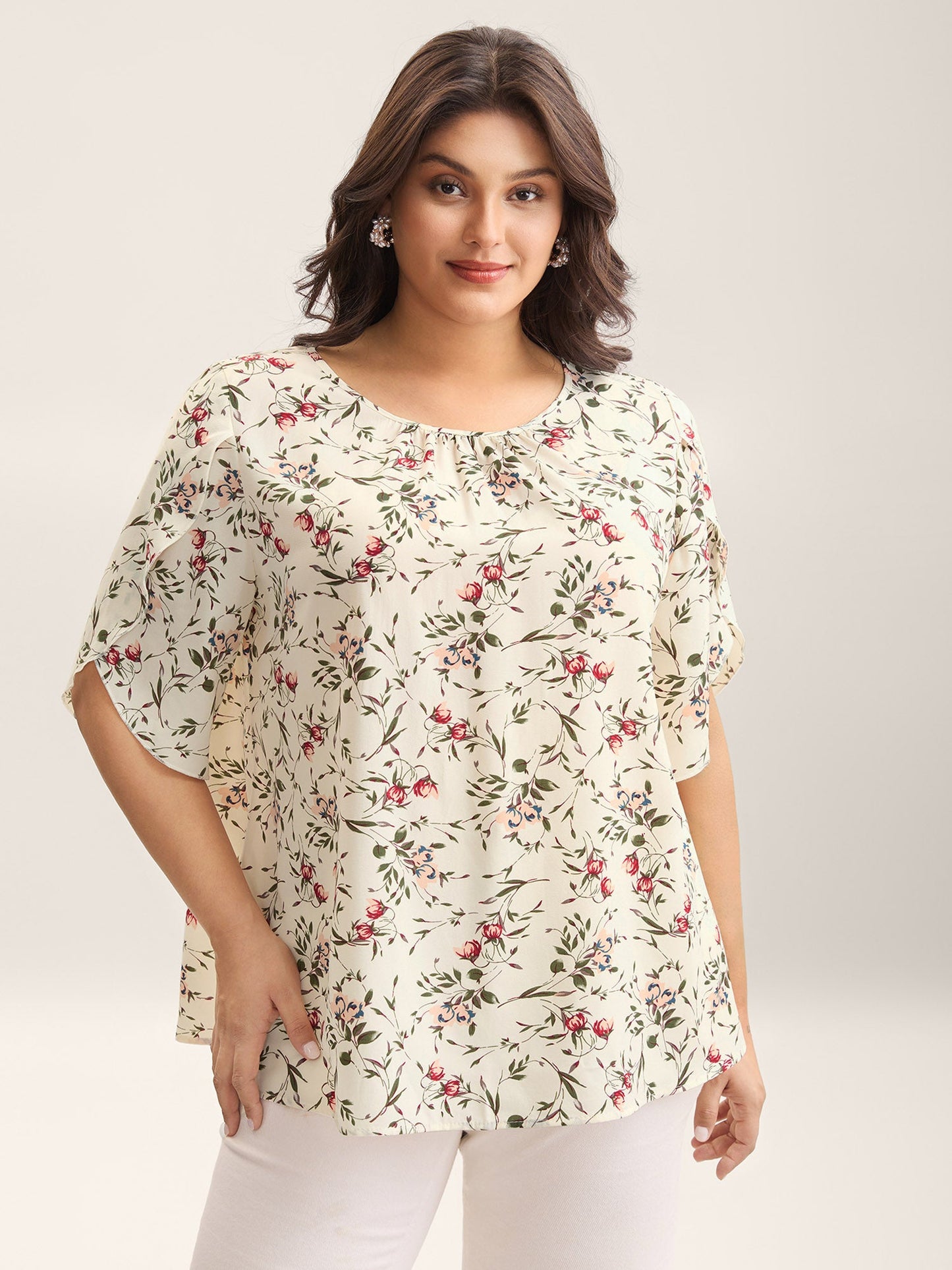 Floral Print Petal Sleeve Pleated Blouse