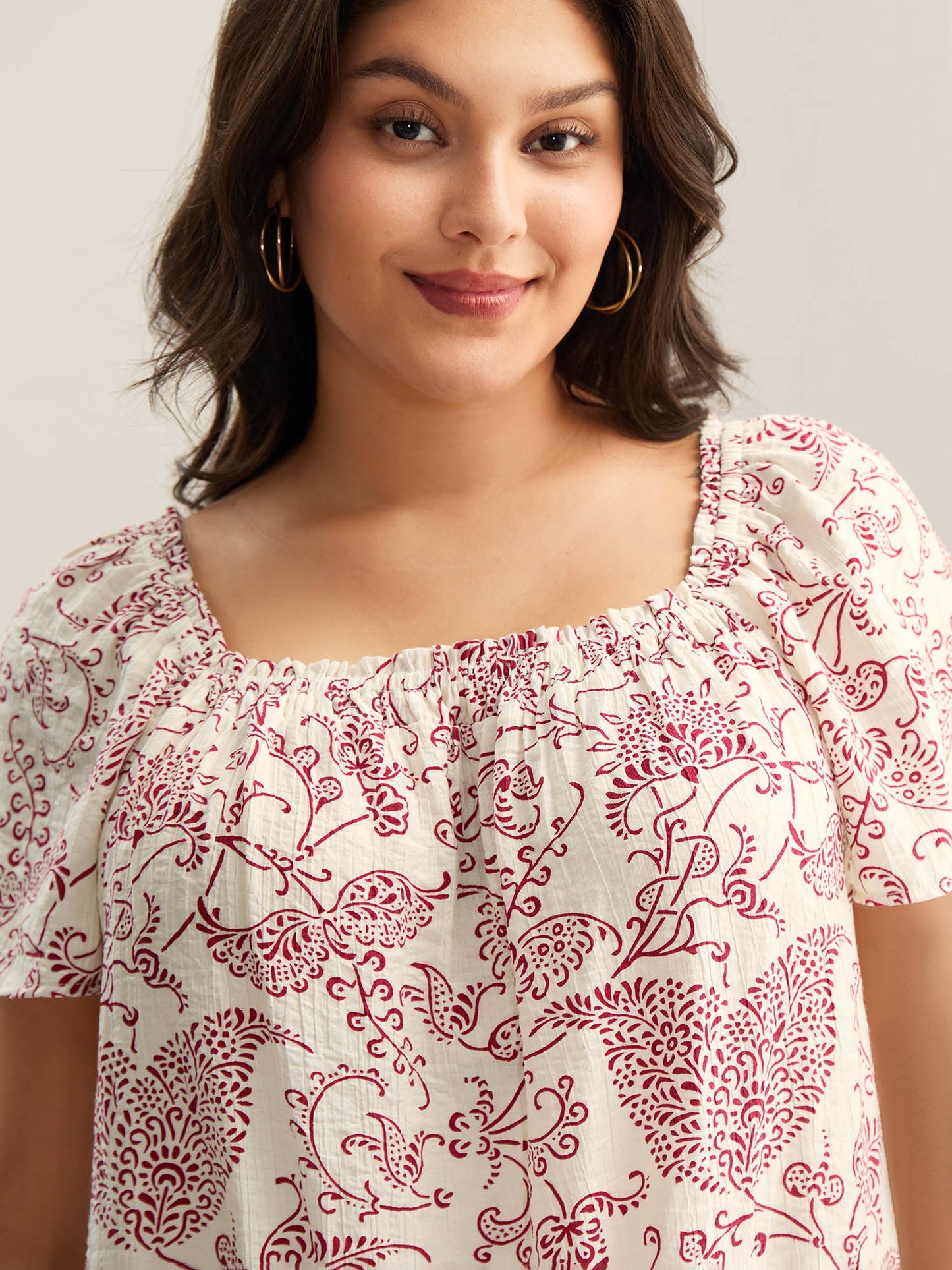 Floral Print Shirred Neck Flowy Blouse