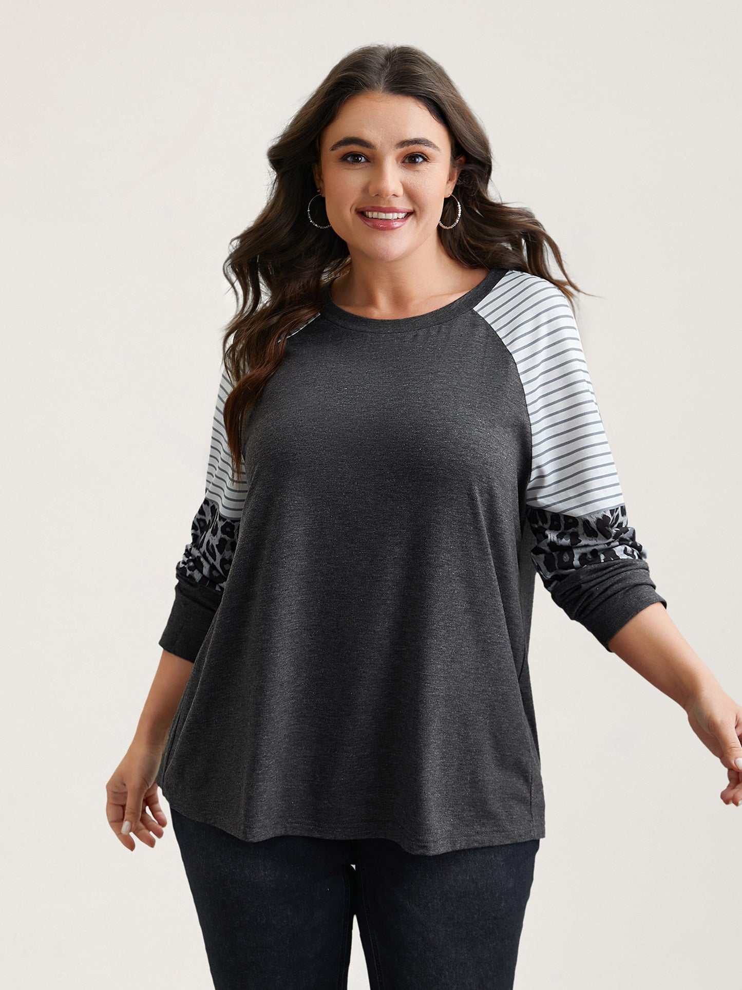 Mixed Leopard Print Raglan Sleeve T-Shirt