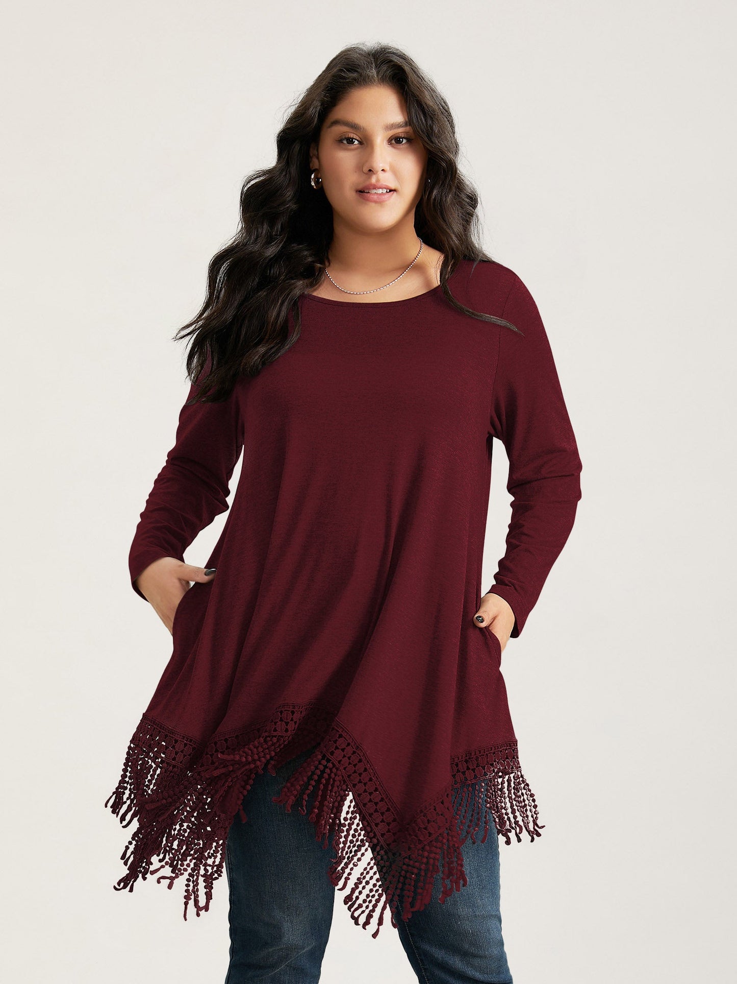 Solid Tassels Trim Pocket Asymmetrical Hem T-shirt