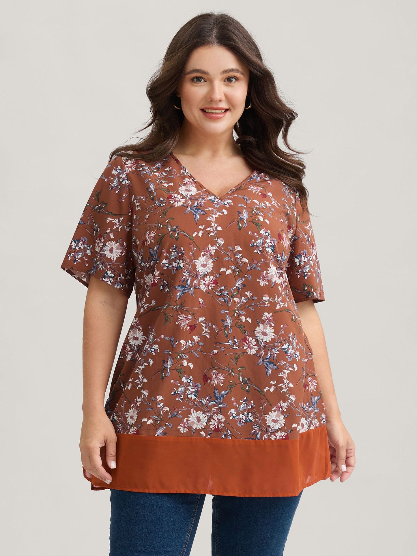 Garden Print Spliced V-Neck Blouse