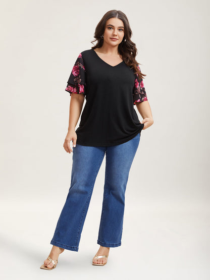 Stretchy Floral Lotus Sleeve V-Neck T-Shirt