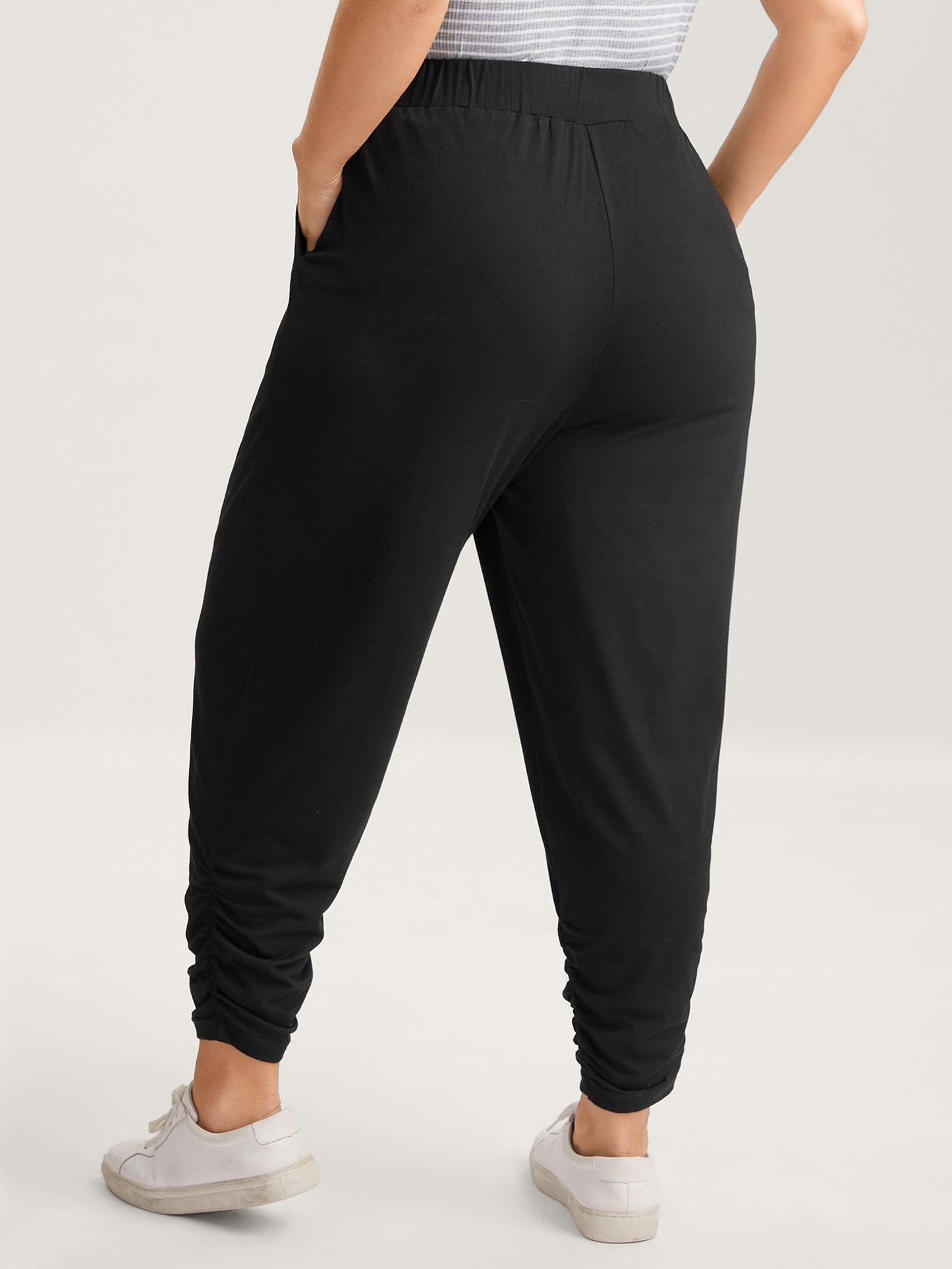 Stretchy Straight-Leg Gathered Hem Pants