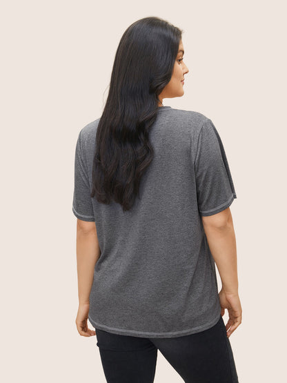 Solid Crisscross Neck Contrast Stitch T-shirt
