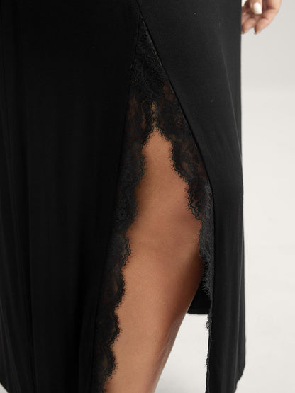 Bold High-Slit Lace Cami Sleep Dress