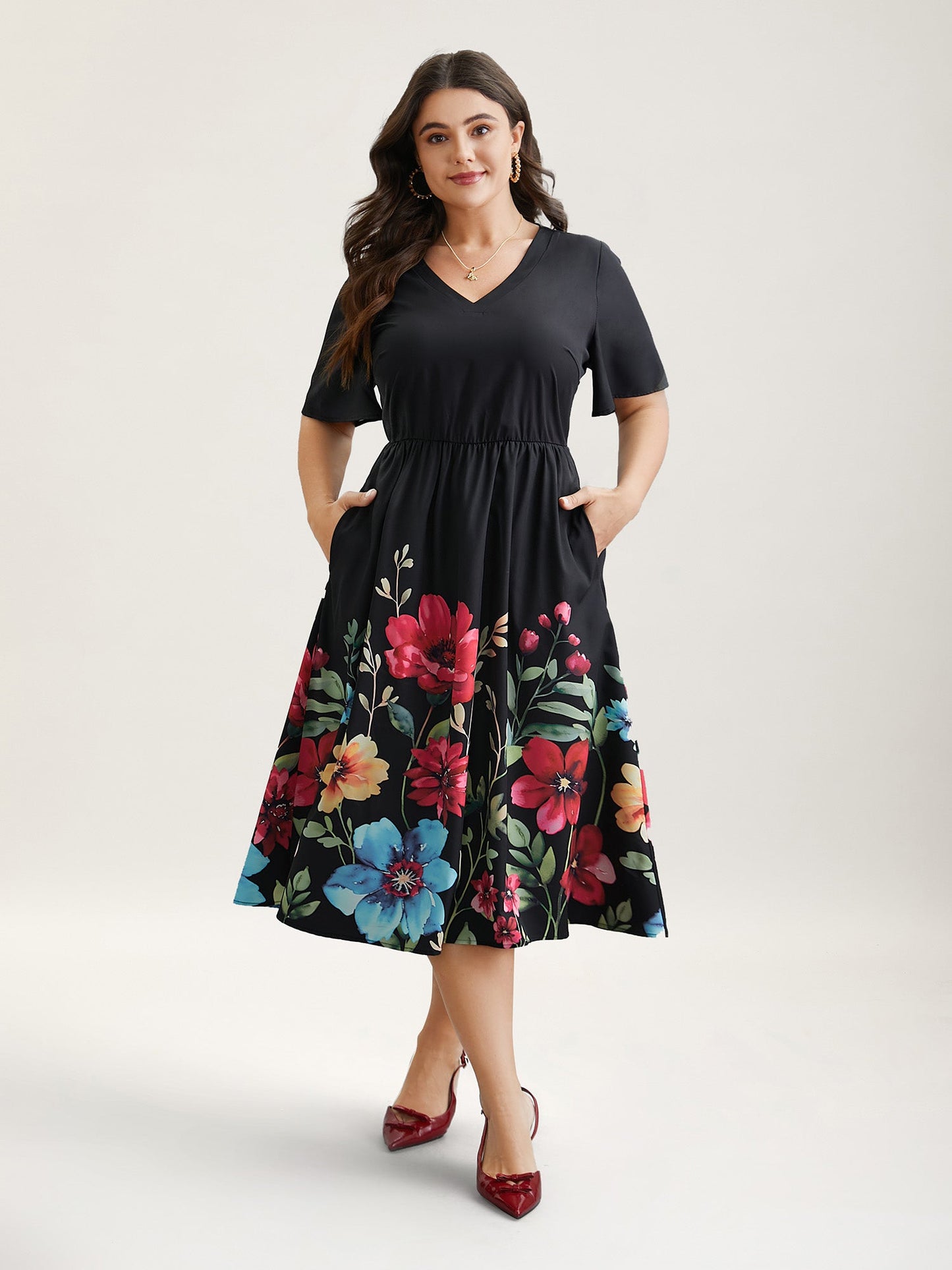 Floral Print V-Neck Half-Sleeve Midi Dress