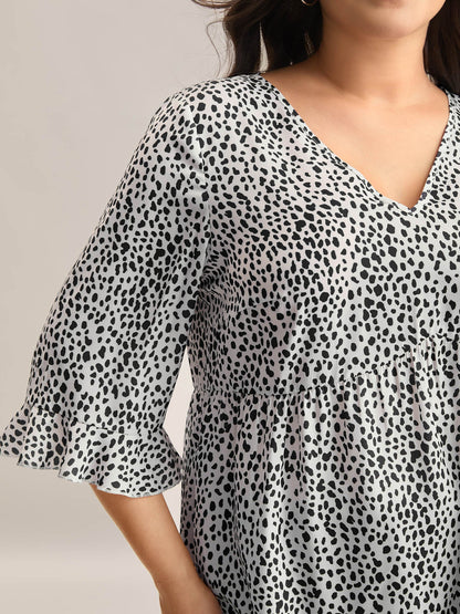 Leopard Print Ruffled Detail V-Neck Blouse