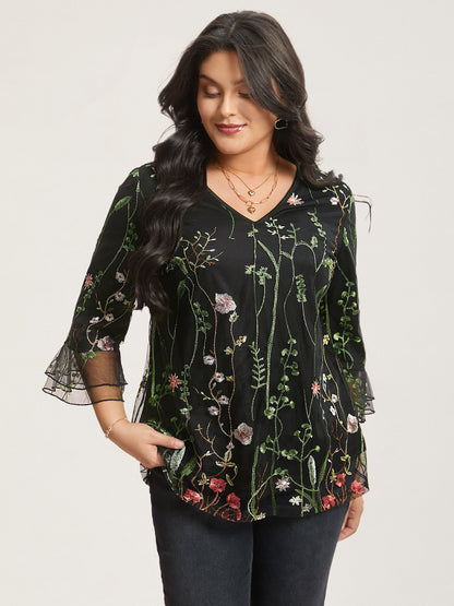Embroidered Mesh Lotus Leaf Sleeve Blouse