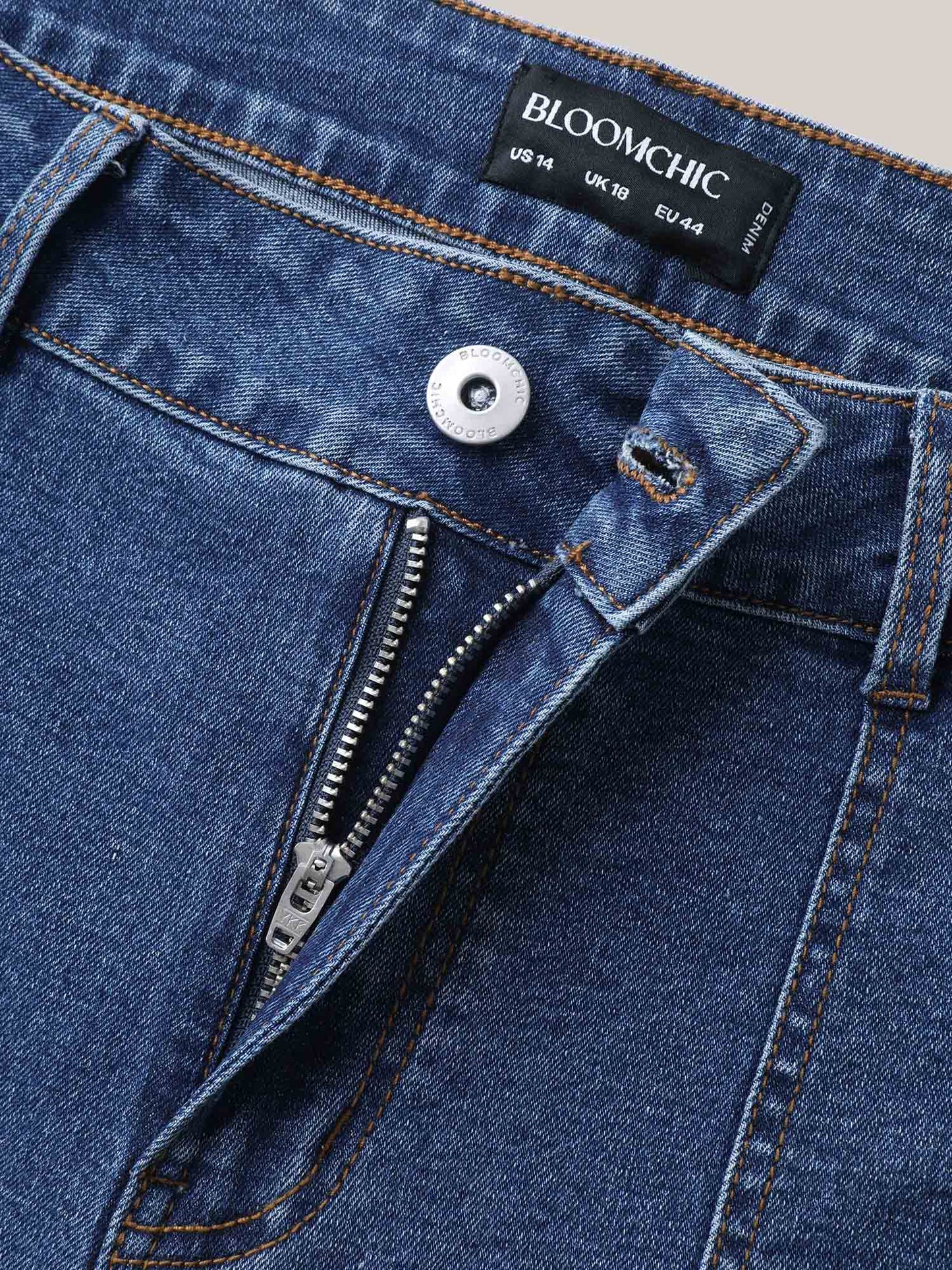 Stretchy Mid-Rise Capri Jeans