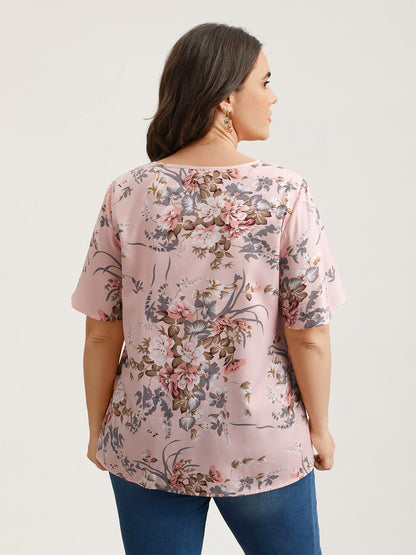 Spring Pattern Neck Cut-Out Pleated Shirt