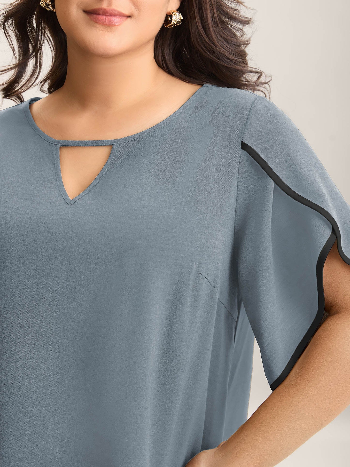 Color Contrast Petal Sleeve Shirt